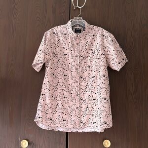 Sunrise Kingdom men’s vintage design short sleeved pink shirt with splotches. L
